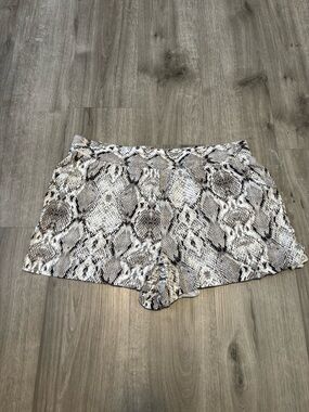 Apt. 9 Snake Print Shorts in Beige and Gray